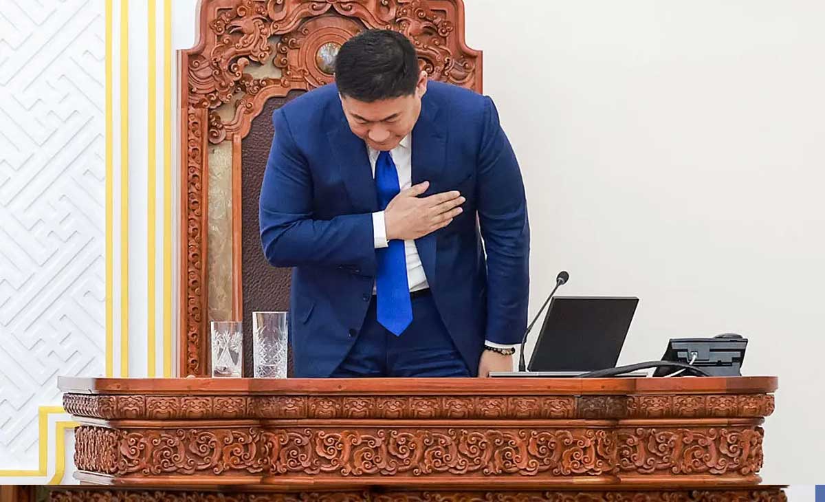 छोरामाथि भ्रष्टाचारको आरोप लागेपछि मंगोलियाका प्रधानमन्त्रीको राजीनामा