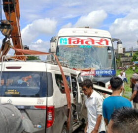 धनगढीबाट काकडभिट्टा जाँदै गरेको बस दुर्घटनाः ७ जनाको मृत्यु