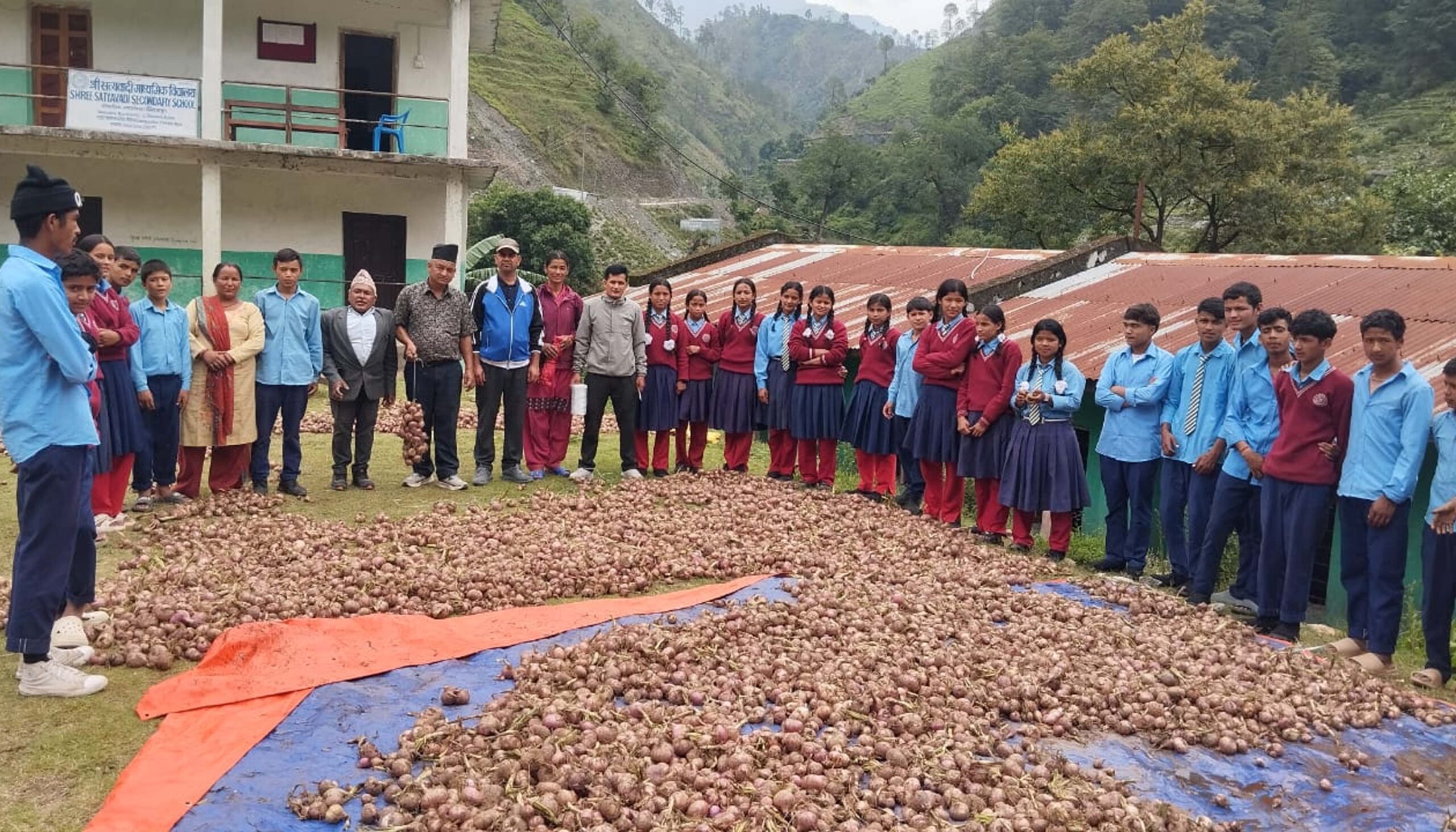 बडीमालिकामा प्रभावकारी बन्दै पढ्दै कमाउँदै कार्यक्रम