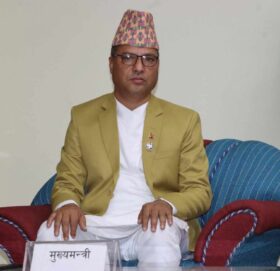 सुदूरपश्चिम प्रदेशसभा सदस्य एवं पूर्वमुख्यमन्त्री सोडारी निलम्बनमा