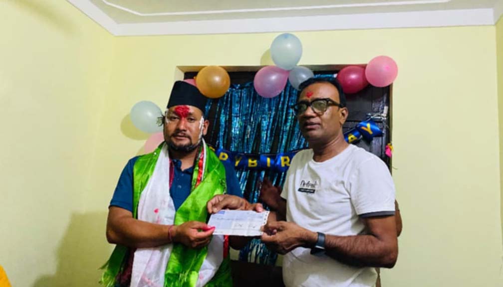 बुढीनन्दाका नगर प्रमुखका स्वकीयले गरे जन्मदिनमा एसईईमा उत्कृष्ट विद्यार्थीलाई आर्थिक सहयोग