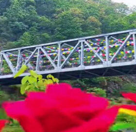 पर्यटकीय क्षेत्रको रूपमा उदाउँदै अछाम–बाजुरा जोड्ने ईकडी खोला पुल