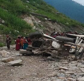 जीप दुर्घटना अपडेटः थप एक जनाको मृत्यु, मृतक र घाइतेको पहिचान खुल्यो (नामावलीसहित)