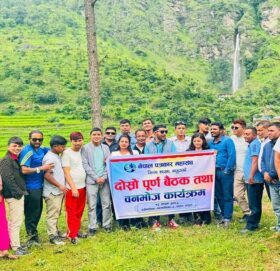 पर्यटन प्रवद्र्धन गर्न पत्रकार महासंघको दोस्रो पूर्ण बैठक बिरेखोलामा