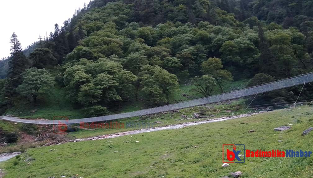 बाजुरा गुम्बा गाउँको ज्यानमारा नदीमा बन्यो झोलुङ्गे पुल, स्थानीय खुसी