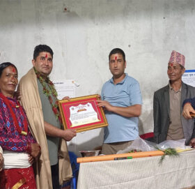 वडा स्तरीय उत्कृष्टता सम्मानबाट बडीमालिका खबरकर्मी पाध्यायसहित ६ जना सम्मानित