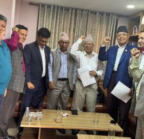 नेकपा एसको वरिष्ठ नेता बन्दै वामदेव, माधव र झलनाथपछि वरीयता दिने सहमति