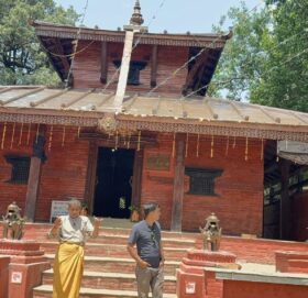 बाजुराको नाटेश्वरी मन्दिरमा पुजा लाग्दै