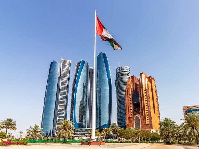 युएई सरकारले दियो १२० नेपालीलाई आममाफी