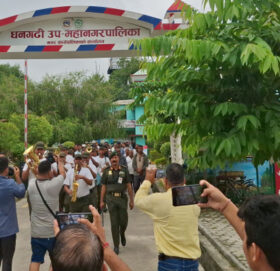 धनगढीबाट सरकारी  टोली सहित बडीमालिका प्रस्थान