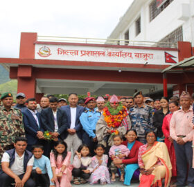 बाजुराका सिडिओ पाध्याको बाजागाजासहित बिदाइ