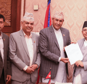 रामहरि खतिवडाले सभामुखलाई बुझाए राजीनामा