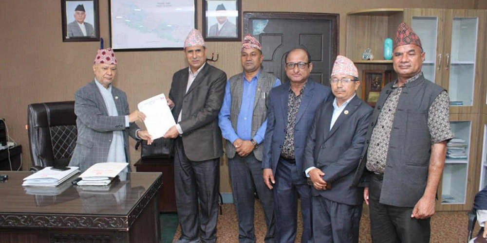 सरकारसँग शिक्षक महासंघ आक्रोशितः शिक्षा विधेयकमा सहमतिलाई नसमेटिएको भनाइ