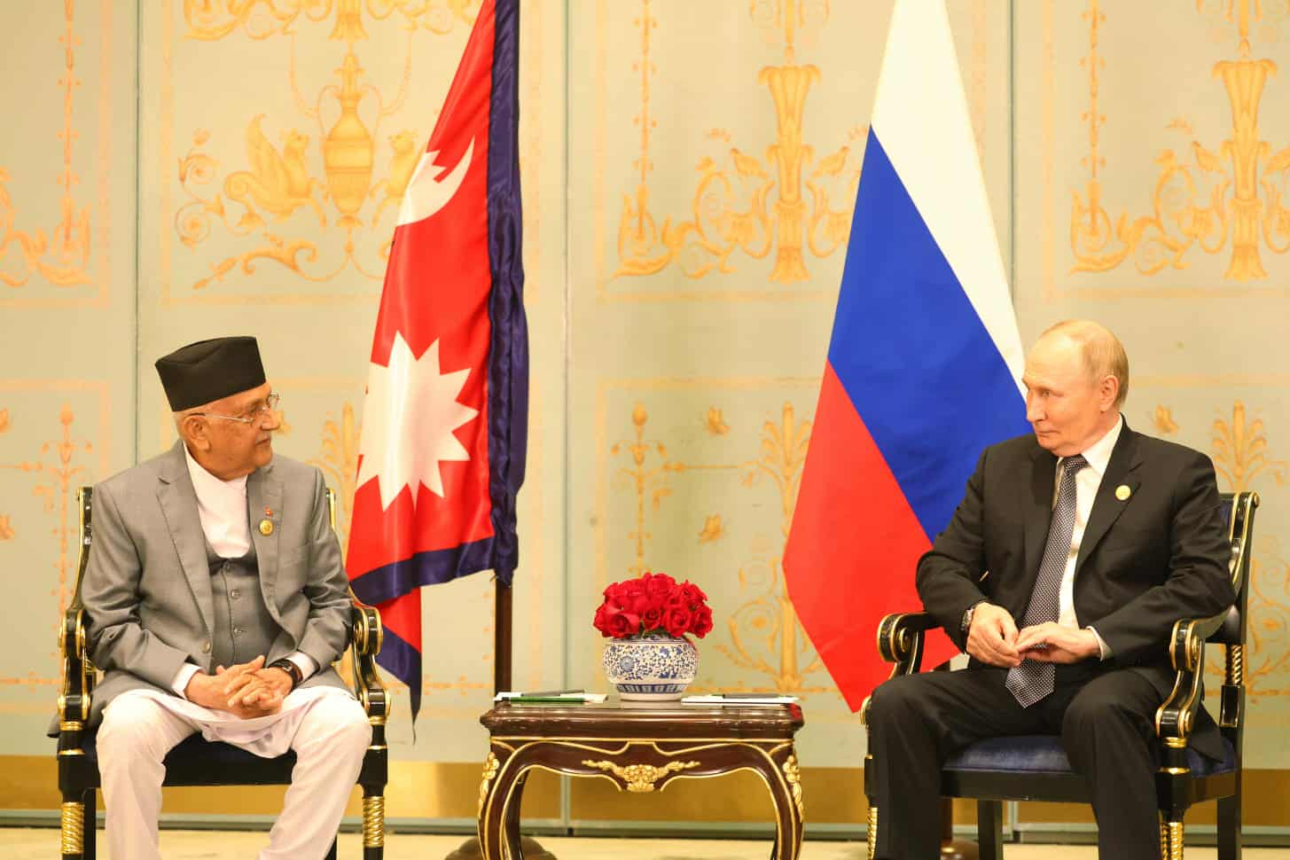 प्रधानमन्त्री ओली र रुसी राष्ट्रपति पुटिनबीच भेटवार्ता