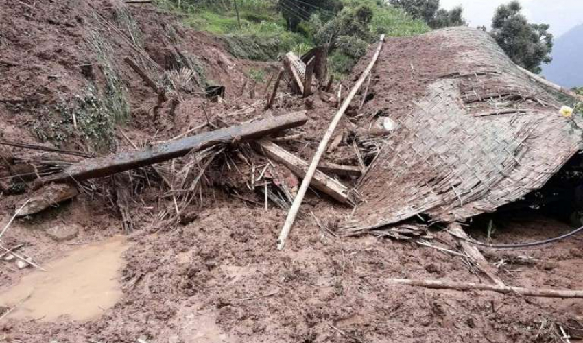 बैतडीमा पहिरोले घरमा पूर्ण क्षति, एकजना घाइते, १३ पशु मरे