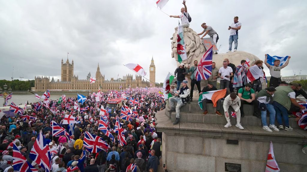 बेलायतमा बढिरहेछ आप्रवासी विरोधी अभियान