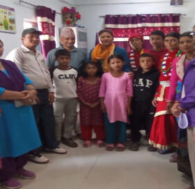 बडीमालिकाका सीमान्तकृत बालबालिकालाई आर्थिक सहयोग