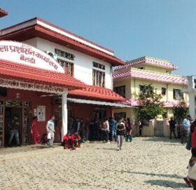 बैतडीमा रातिमा गाडी चलाउन रोक