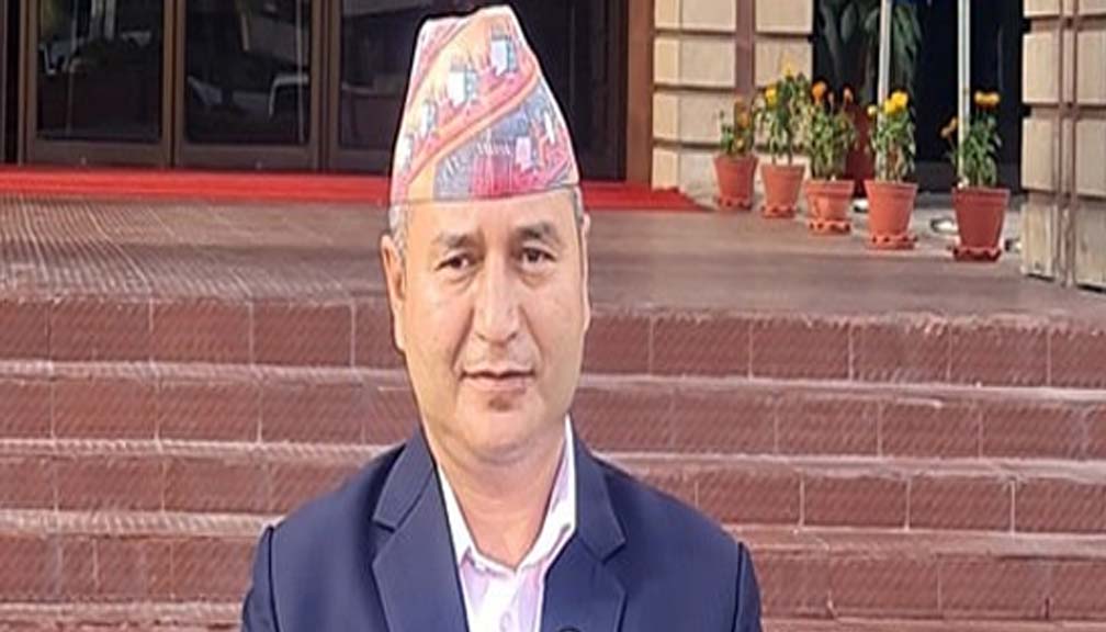 एकपटक प्रधानमन्त्री र पार्टी प्रमुख भएका सबैले बिदा लिनुपर्छ : रावल