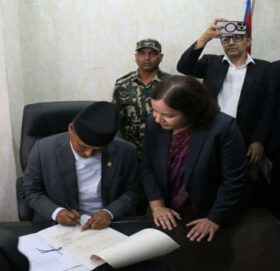 डेडिकेटेड ट्रंकलाइनको बक्यौता रकम असुल्न निर्देशन दिने उर्जामन्त्रीको पहिलो निर्णय