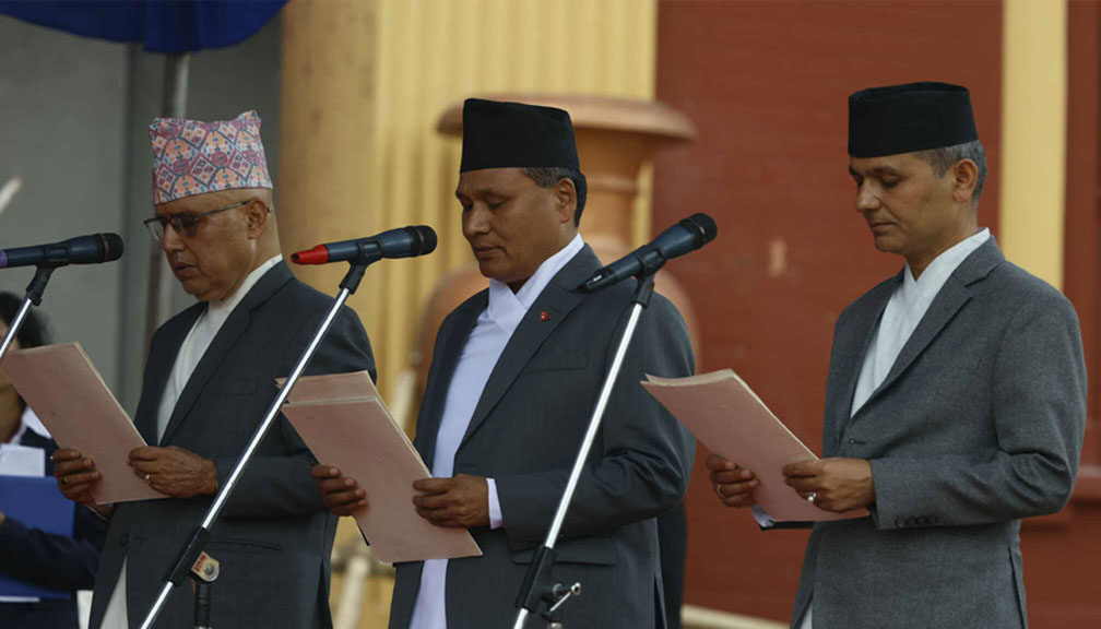 अन्तरिम सरकारका नवनियुक्त मन्त्रीले लिए पद तथा गोपनीयताको शपथ