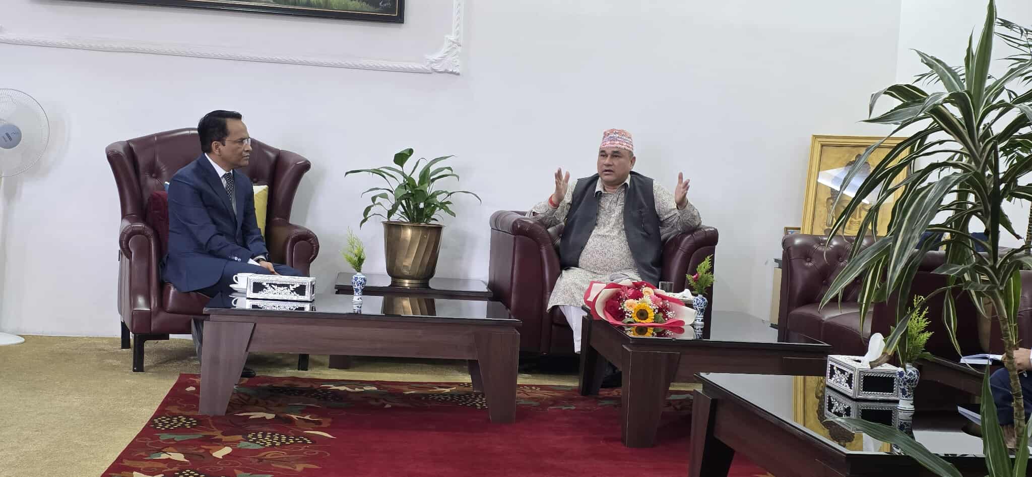 सुदूरपश्चिम लगानी सम्मेलनबारे मुख्यमन्त्री शाह र गभर्नर पौडेलबीच भेटघाट