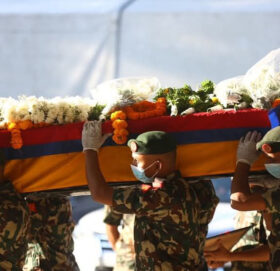 विपिन जोशीको परिवारलाई सुदूरपश्चिम प्रदेश सरकारले २ लाख दिने