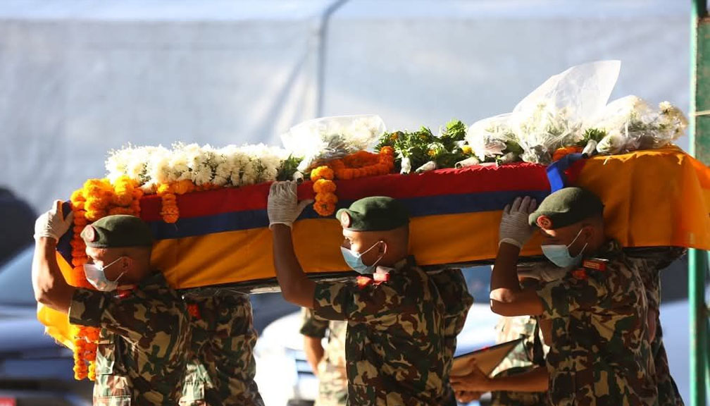 विपिन जोशीको परिवारलाई सुदूरपश्चिम प्रदेश सरकारले २ लाख दिने