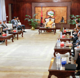 सर्वदलीय बैठक : चुनावमा भाग लिन दल तयार, शान्ति सुरक्षाकै चिन्ता