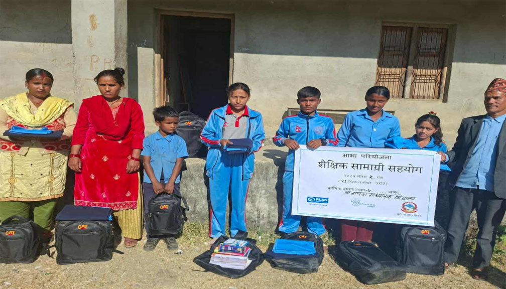 पीसविन नेपालद्वारा विपन्न बालबालिकालाई शैक्षिक सामग्री वितरण