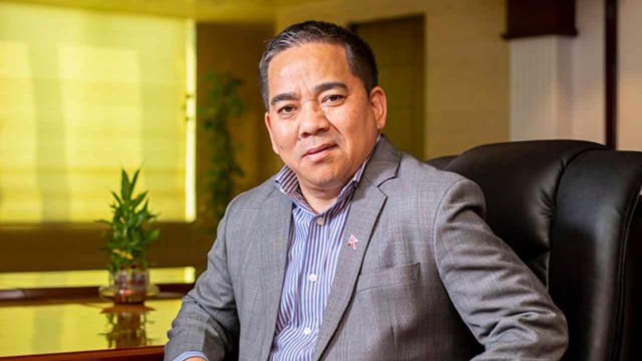 प्रभु बैंकका सिइओ अशोक शेरचन पक्राउ