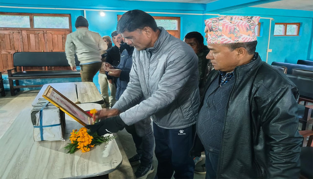 स्वर्गीय चेतनदीप अयडीको सम्झनामा बाजुरामा स्मृति सभा