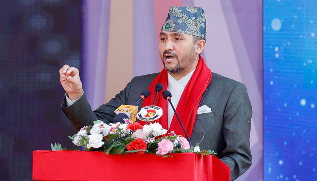 दुःख र संघर्षमा खुसी हुन सके जीवनका अधिकांश समय सहज र सुखमय बन्नेछ : सञ्चारमन्त्री