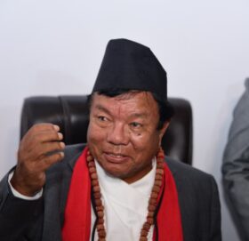 जेनजीलाई मन्त्री पुनको जवाफ- सबै माग पूरा गर्ने भए आफैं चुनाव लड्ने, सरकार बनाउने !