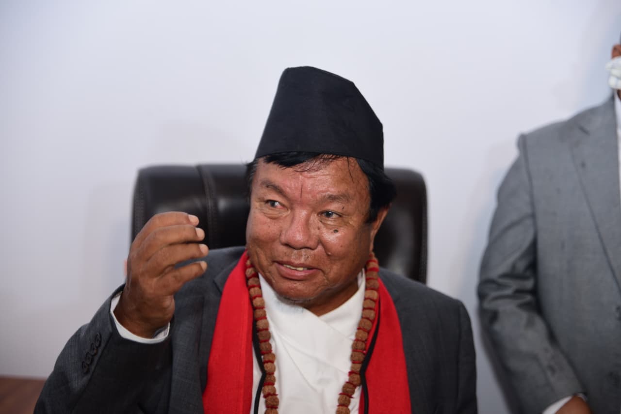 जेनजीलाई मन्त्री पुनको जवाफ- सबै माग पूरा गर्ने भए आफैं चुनाव लड्ने, सरकार बनाउने !