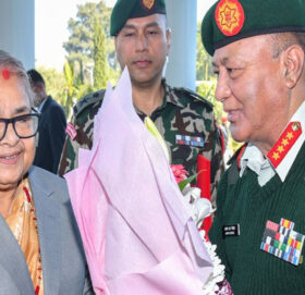 जंगी अड्डामा प्रधानमन्त्री  कार्कीकाे निर्देशन  दललाई बिना अवरोध गतिविधि गर्ने वातावरण बनाउनु