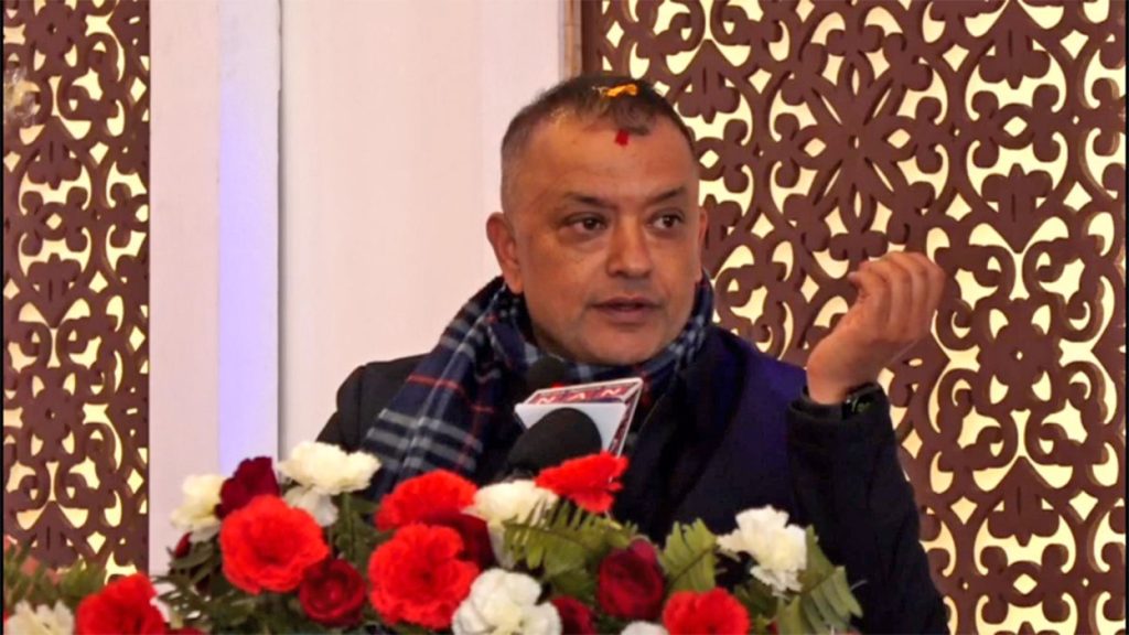 चुनाव क्षेत्रका कार्यकर्तालाई साँची राखेर गगनले भने : सभापति लड्छु, जित्छु