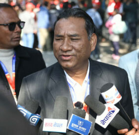 एक व्यक्तिको शूरवीरताले पार्टी चल्दैन, सबैलाई मिलाएर लान नेतृत्व परिवर्तनमा लाग्यौं—थापा