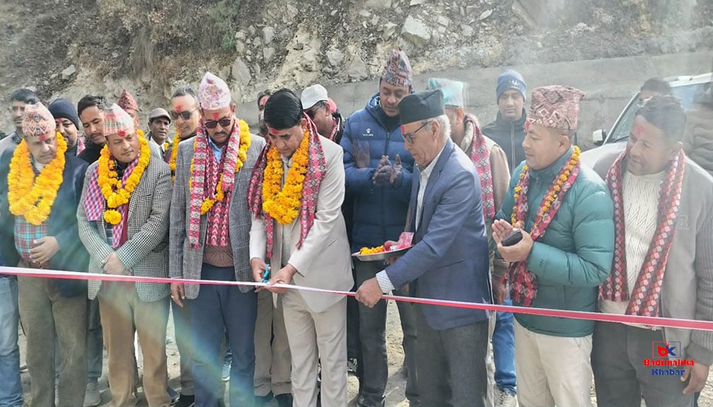 अनाईखोला पक्की पुलको मन्त्री पालद्धारा उद्धघाटन