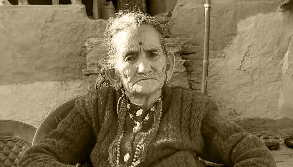 नेकपा एमाले केन्द्रिय सदस्य तथा प्रतिनिधिसभा उम्मेदवार  थापालाई मातृशोक