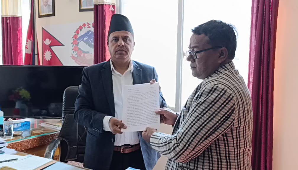 बाजुरामा निर्वाचनको दिन हिंसा हुन नदिन प्रजिअलाई ज्ञापन पत्र