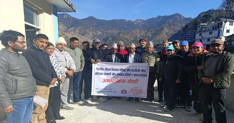 बाजुरामा माघ २७ गतेबाट एक हजार ८ सय बढी किशोरीलाई एचपिभी खोप लगाइँदै