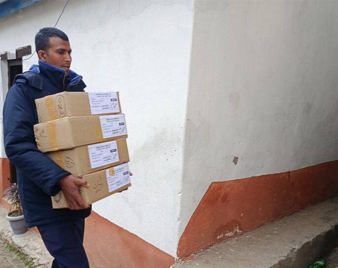 बाजुरामा निर्वाचनका लागि मतपत्र आइपुगे