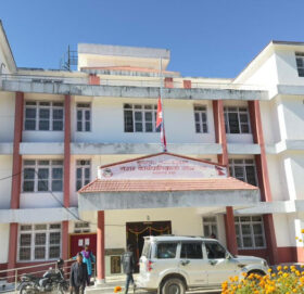 बुढीगंगामा ७ जना कर्मचारी निलम्बनमा हुँदा सेवा प्रवाह ठप्प