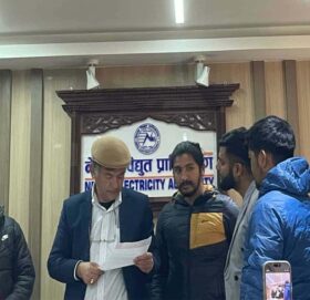 रोकिएको विद्युत् ठेक्का प्रक्रिया तत्काल अघि बढाउन राष्ट्रिय युवा संघको माग