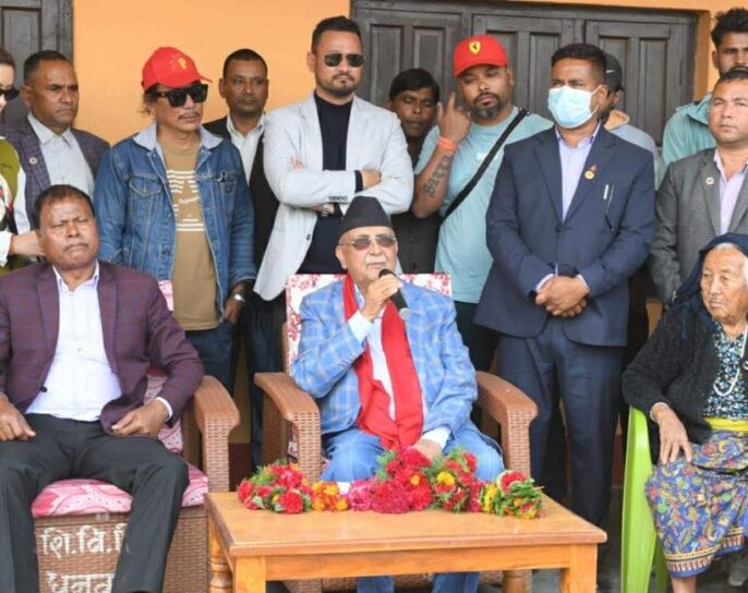 सामाजिक सुरक्षा भत्ता चार हजार पुर्‍याएँ, सडक बालबालिका छैनन् : ओली