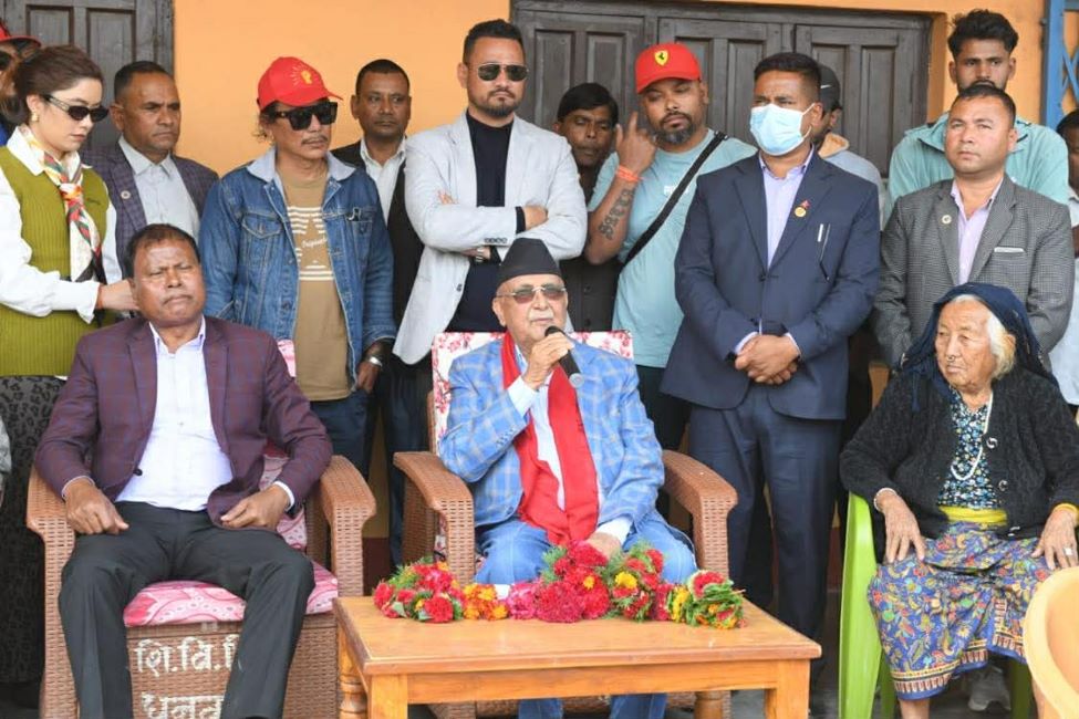 सामाजिक सुरक्षा भत्ता चार हजार पुर्‍याएँ, सडक बालबालिका छैनन् : ओली