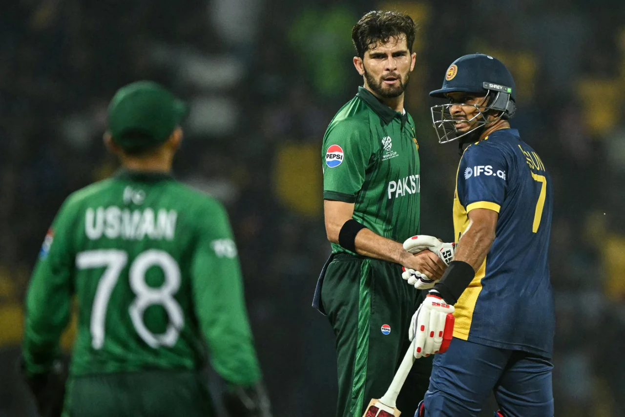 टी–२० विश्वकपः श्रीलंकामाथि जितका बाबजुद पाकिस्तान बाहिरियो, न्यूजिल्याण्ड सेमिफाइनलमा