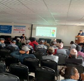 बाजुरामा एचआइभी सम्बन्धी लान्छना र भेदभाव न्यूनीकरण गर्न अभिमुखीकरण