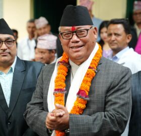 भीष्मराज आङ्देम्बेले राष्ट्रपतिलाई जानकारी गराए अध्यादेशबारे विपक्षी दलको धारणा